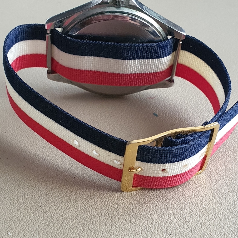 Waltham Silver/White Nylon Men's Watch - Picture 3 of 4